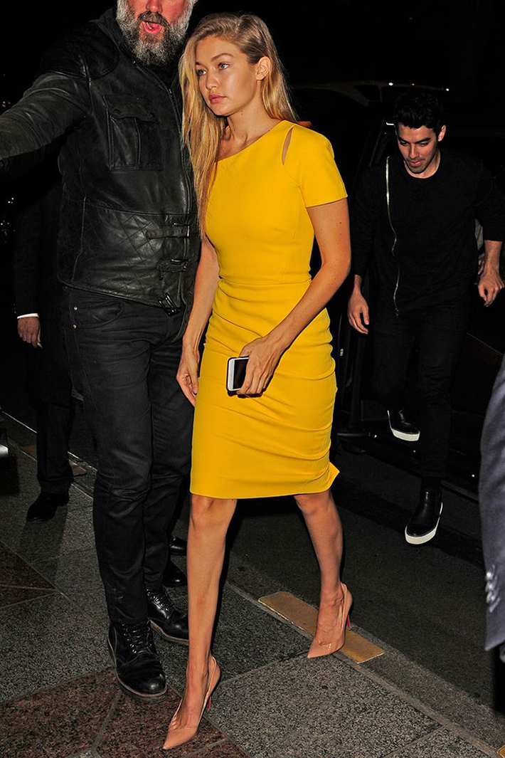 Gigi Hadid Style Fashion Street style12