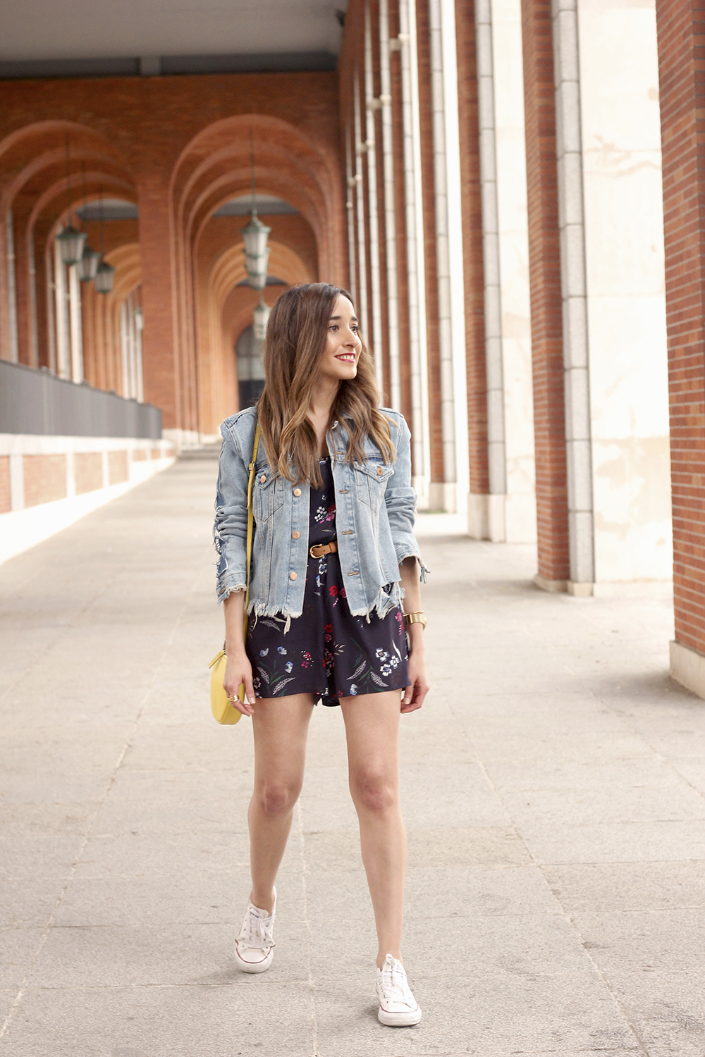 Floral Jumpsuit denim jacket white converse spring outfit 2018 street style05