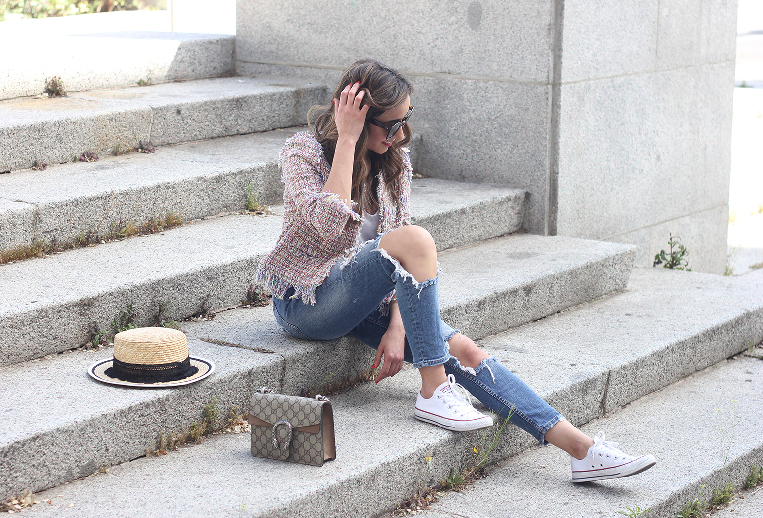 Tweed Jacket ripped jeans converse sneakers gucci bag spring outfit style03