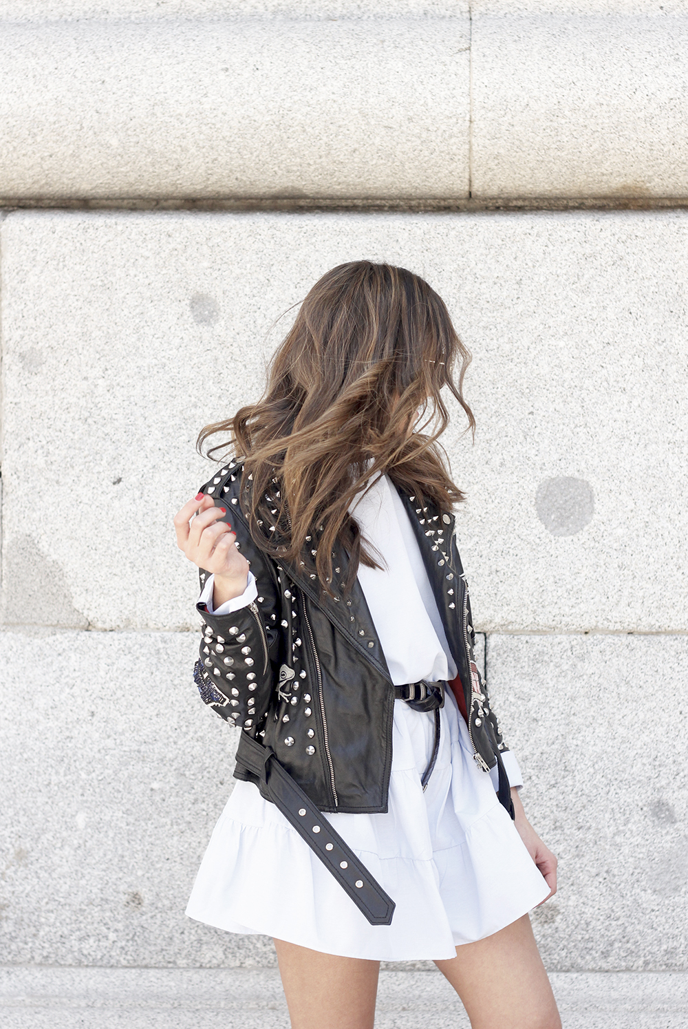 light blue jumper studded biker jacket converse outfit style fasion spring17