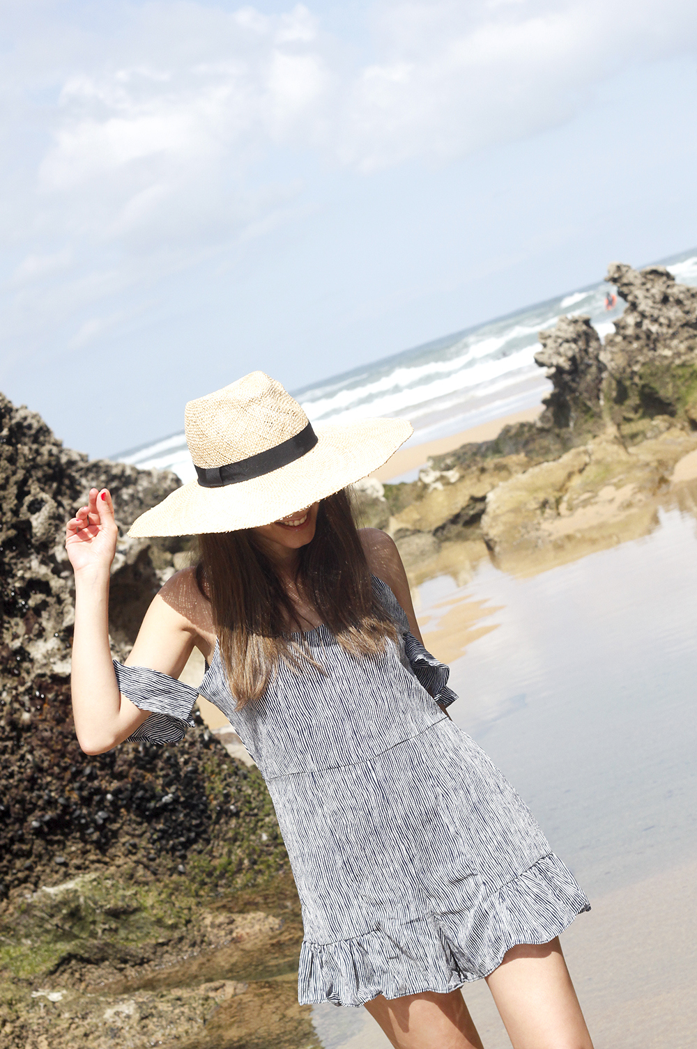 striped jumpsuit beach days vacation hat summer outfit style fashion12