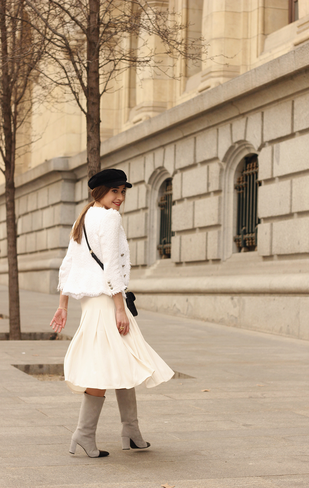 midi blush skirt white tweed jacket givenchy bicolor uterqüe boots winter outfit07