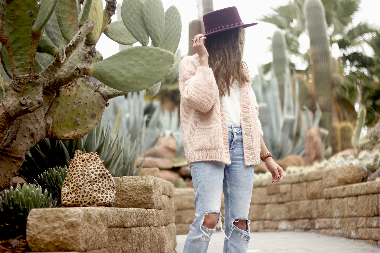 pink cardigan ripped jeans burgundy hay leopard print trend street style fall outfit 20185873