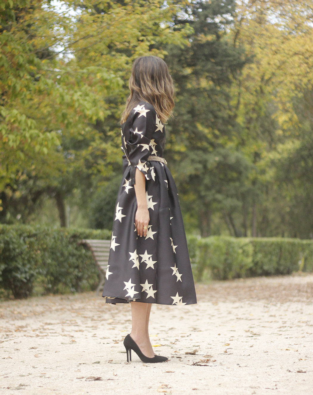 Star Print Dress sunnies heels outfit09