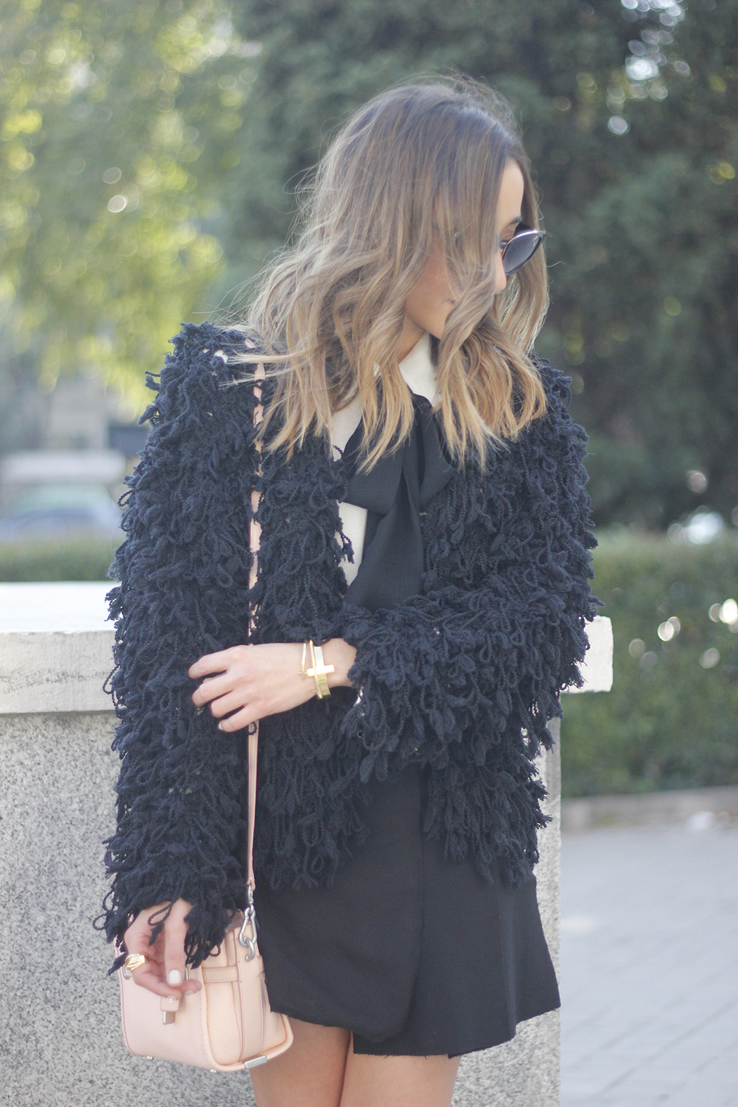 black jacket shirt with black bow coach pink bag heels outfit03