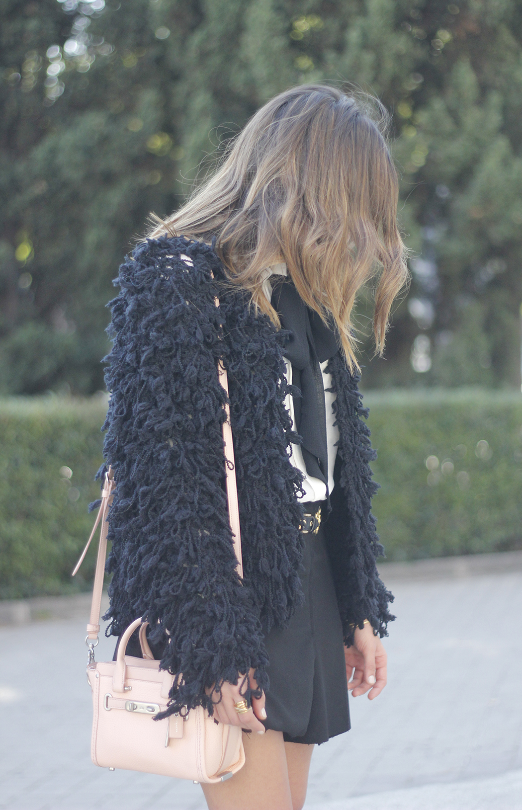 black jacket shirt with black bow coach pink bag heels outfit10