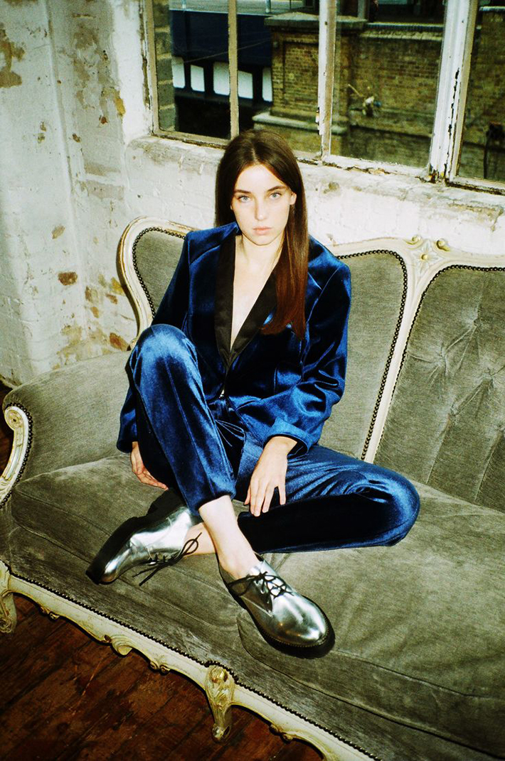 how to wear velvet streetstyle inspiration outfits6