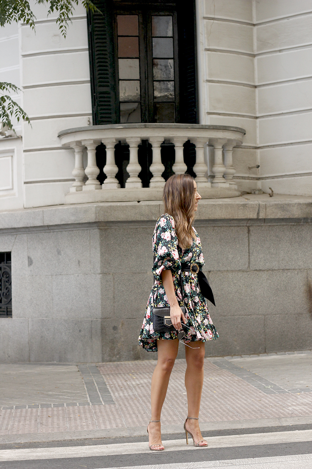 flower dress uterqüe givenchy bag heels street style outfit summer3