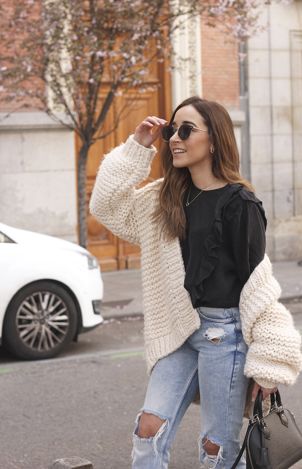 white cardigan louis vuitton bag outfit 20197