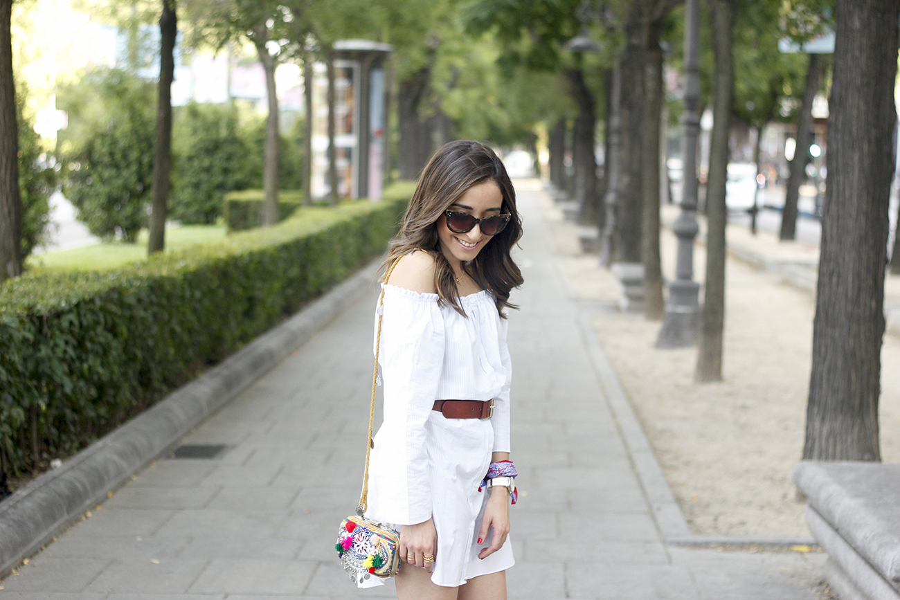 Off the shoulders striped dress belt summer outfit wedges sunnies style14