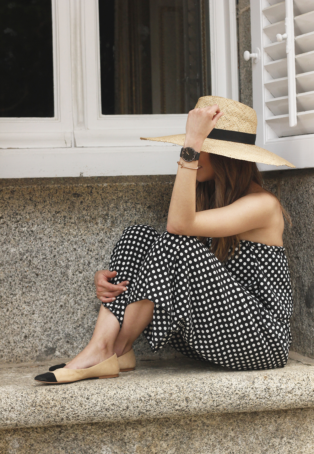 polka dot jumpsuit straw hat flat shoes street style spring outfit 201813