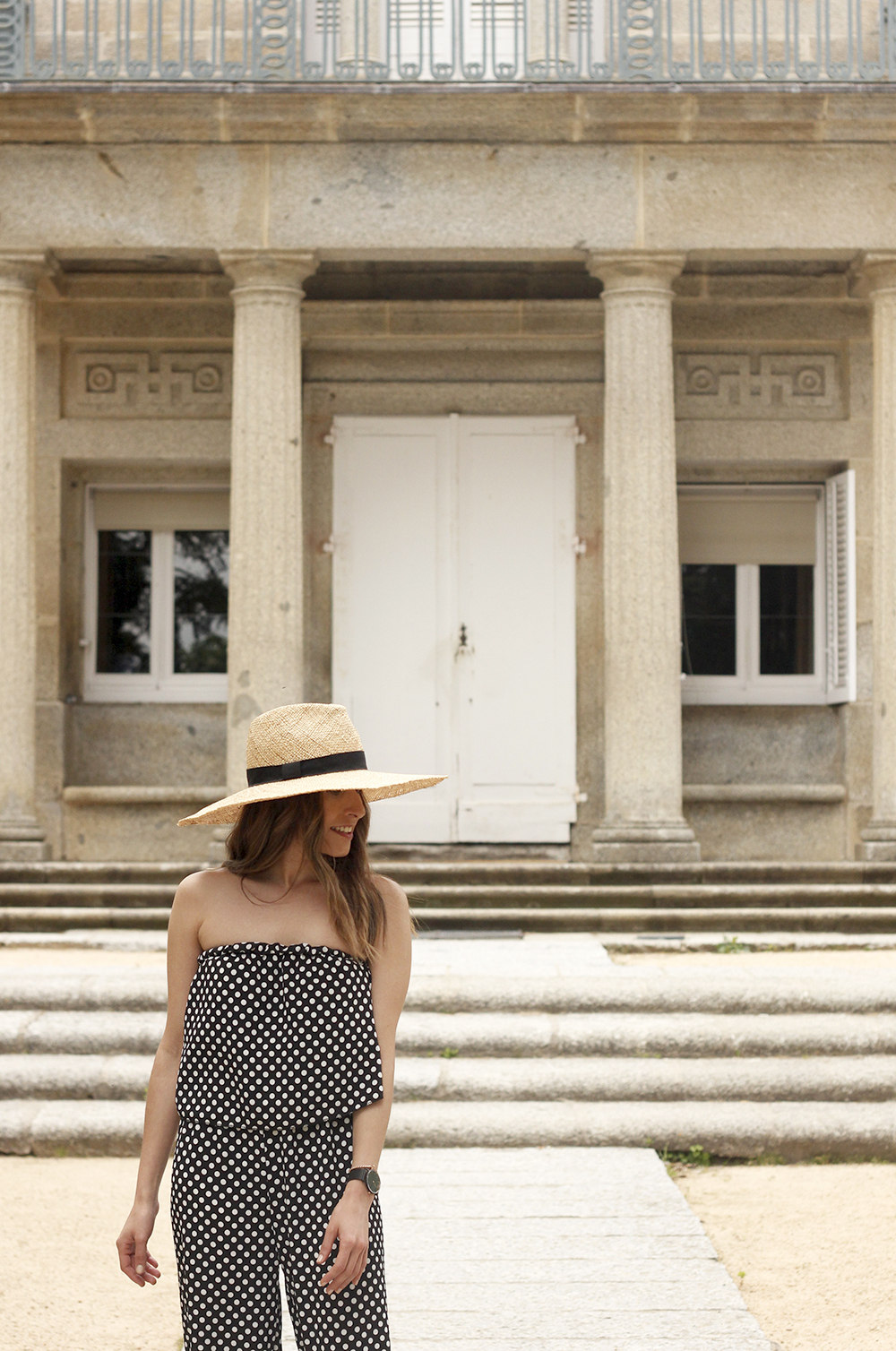 polka dot jumpsuit straw hat flat shoes street style spring outfit 201810