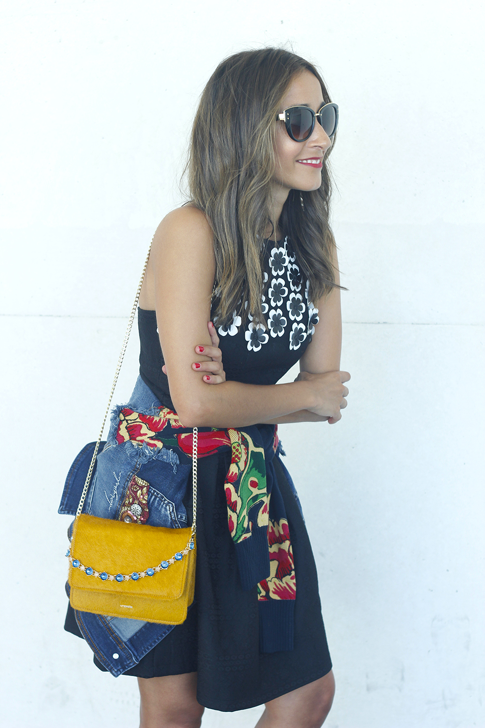 desigual black dress and denim jacket for fashion week madrid outfit fashion14