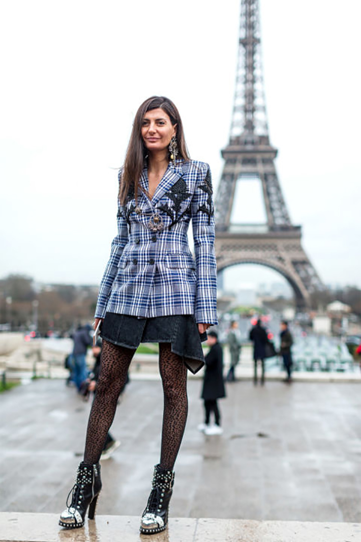 Paris fashion week street style outfit inspiration accessories fashion trend style5