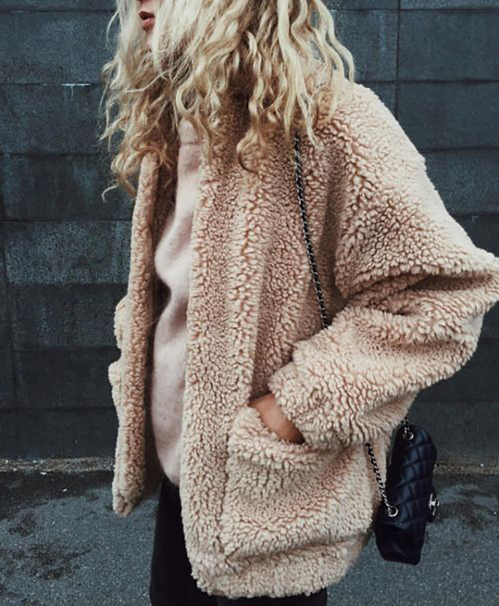 cozay and warm rainy day outfit accessories fall style streetstyle winter style fashion trend8