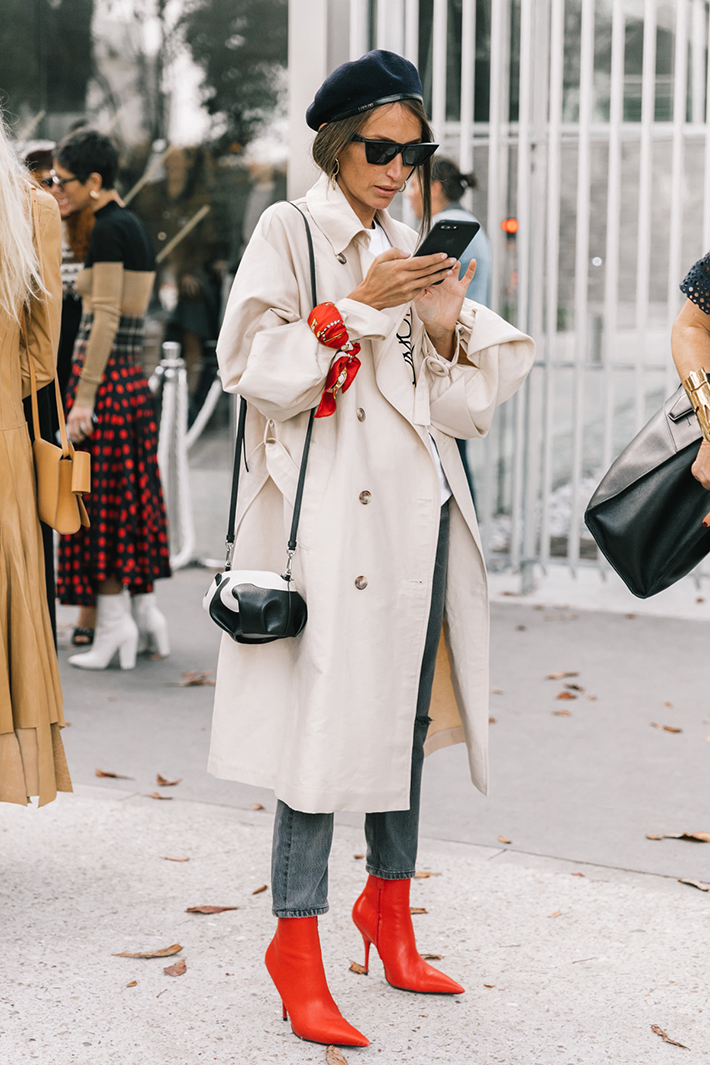 Paris fashion week street style trend style outfit 2017 accessories PFW11