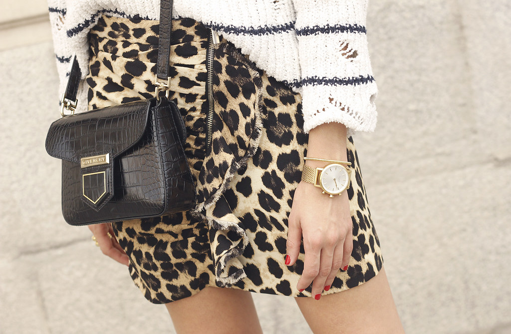 leopard printed skirt striped sweater givenchy bag outfit fashion style trend17
