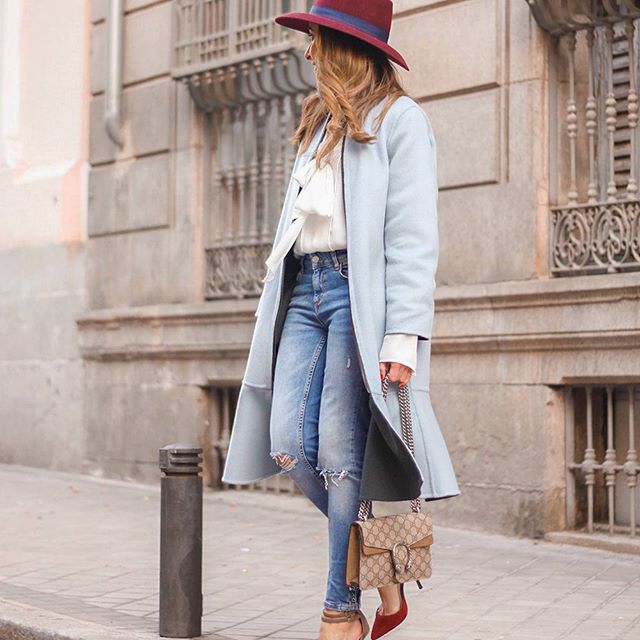Sigo In Love con este abrigo azul 😍💙//Don't miss the last post on the blog!! #ootd #outfit #outfitoftheday #lookoftheday #lookdeldia #lookdujour #inspiration #inspo #getinspired #getthelook #fashioninspo #whatiwore #streetstyle #streetlook #gucci #winteroutfit