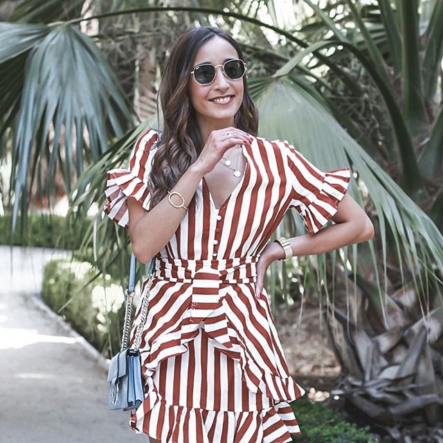 Con ganas de disfrutar del Fin de Semana😜
#getthelook #ootd #outfitoftheday
#outfitinspiration #streetfashion #styleinspiration #modafemenina