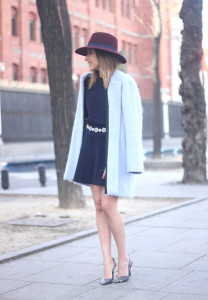 Blue Coat and Burgundy Hat06