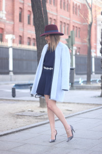 Blue Coat and Burgundy Hat05